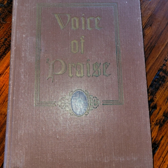 VOICE OF PRAISE book - Picture 1 of 4
